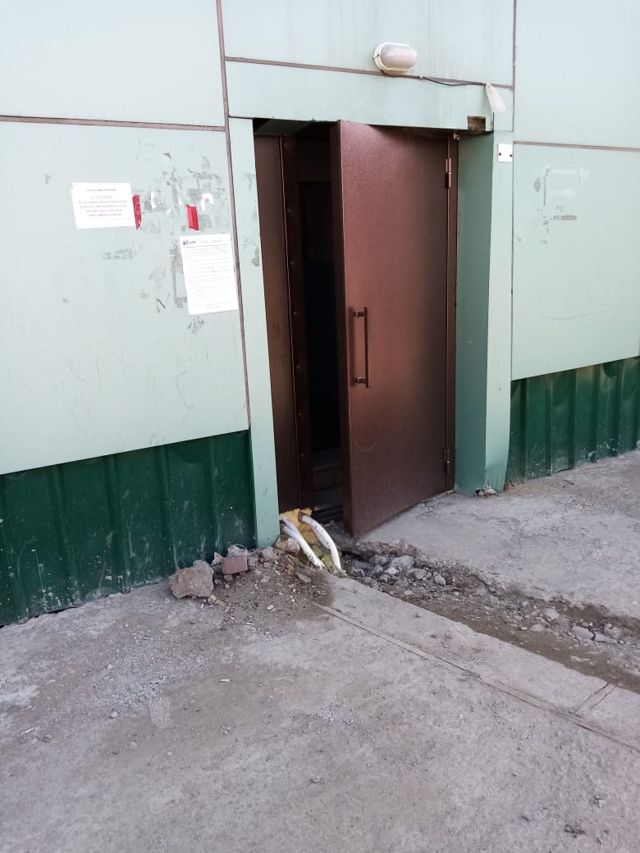 EntranceOutside
