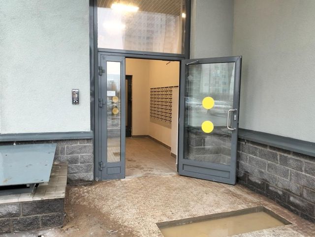 EntranceOutside