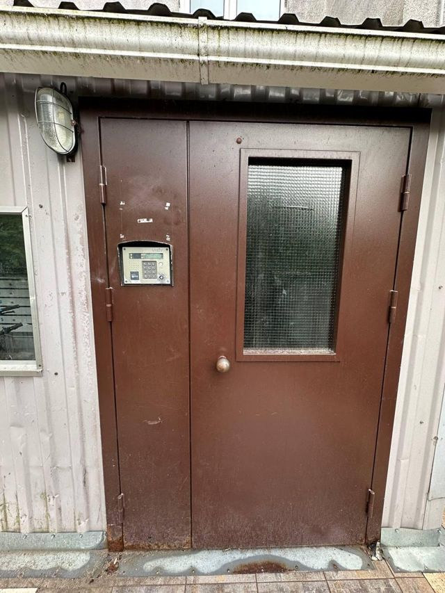 EntranceOutside