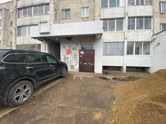 EntranceOutside