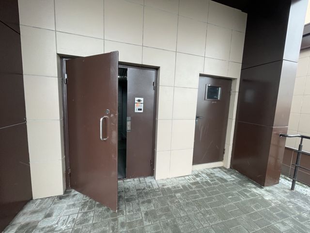 EntranceOutside