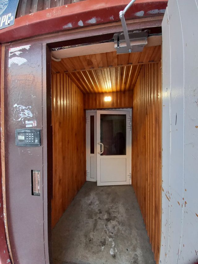 EntranceOutside