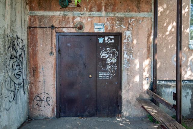 EntranceOutside