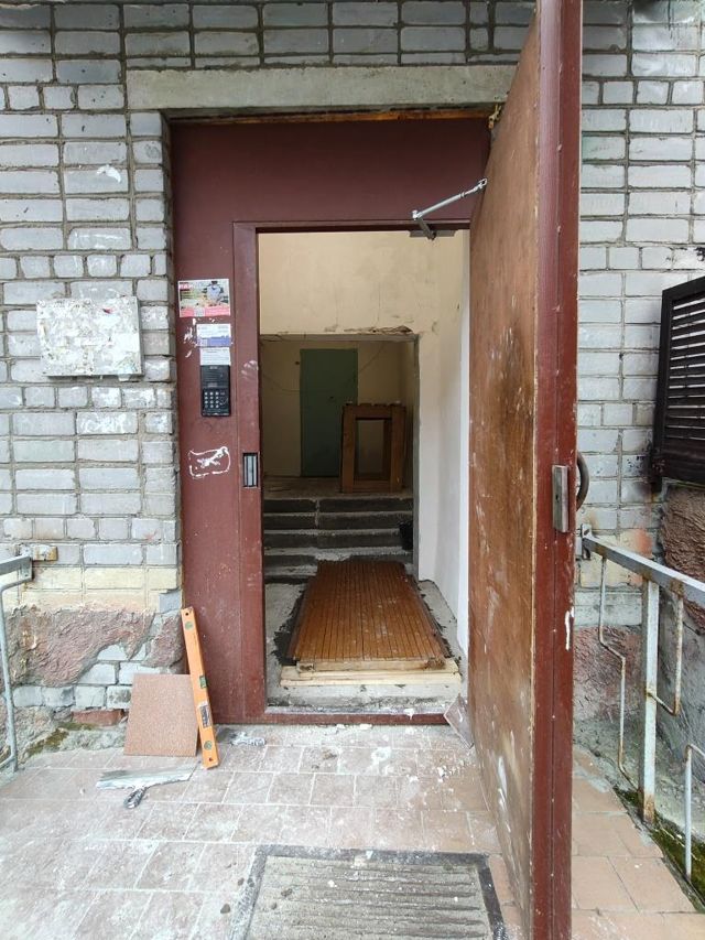 EntranceOutside