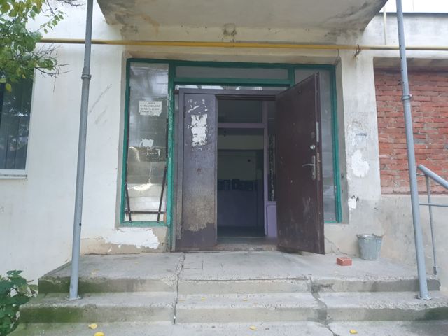 EntranceOutside
