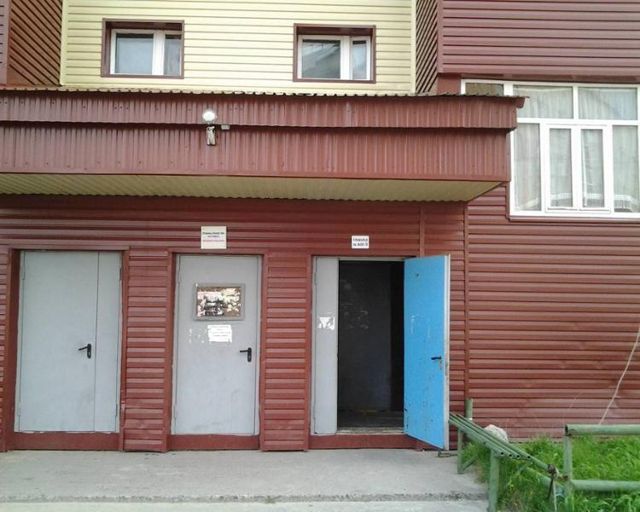 EntranceOutside