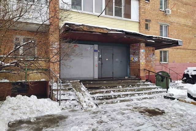 EntranceOutside