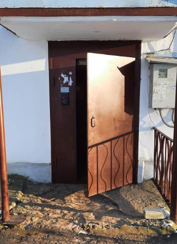 EntranceOutside