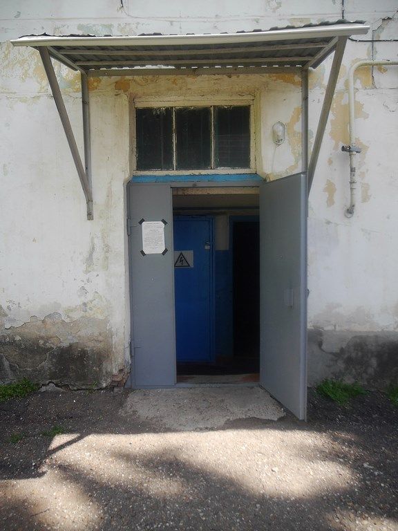 EntranceOutside
