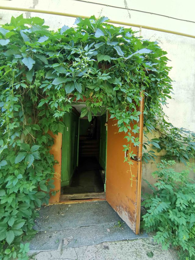 EntranceOutside