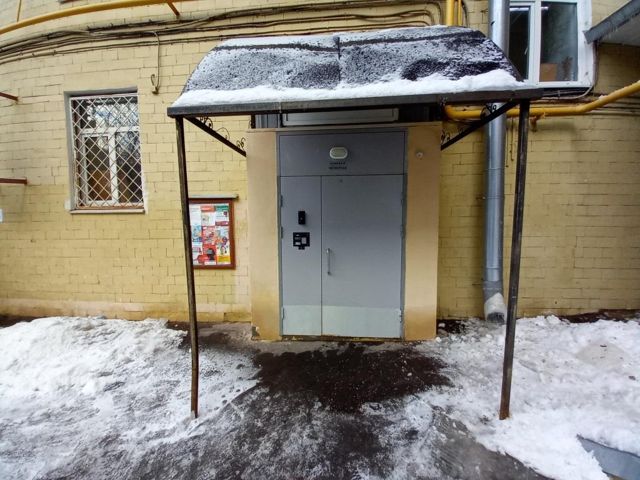 EntranceOutside