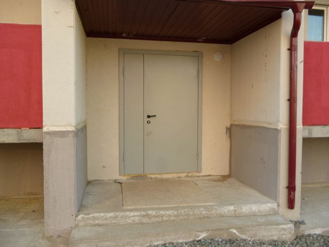 EntranceOutside
