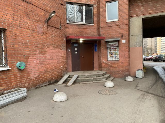 EntranceOutside