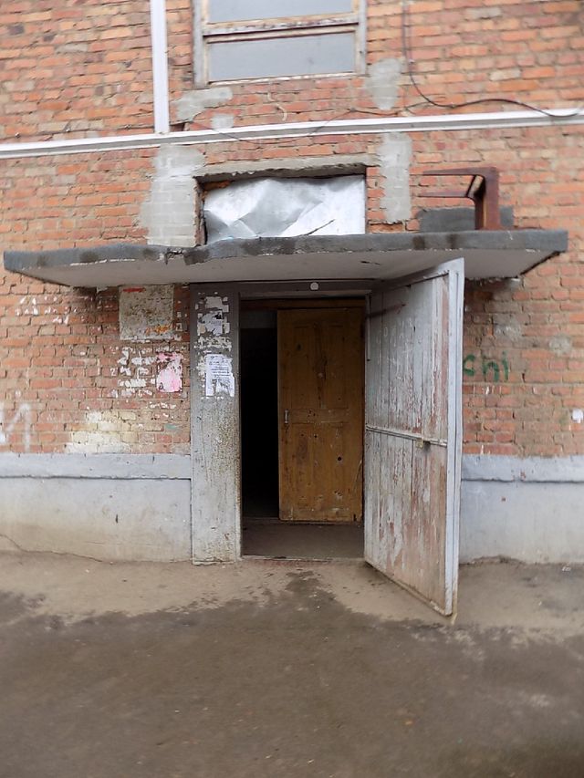 EntranceOutside