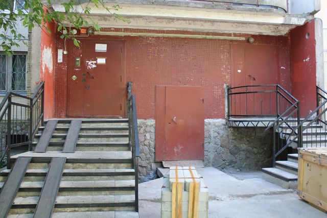 EntranceOutside