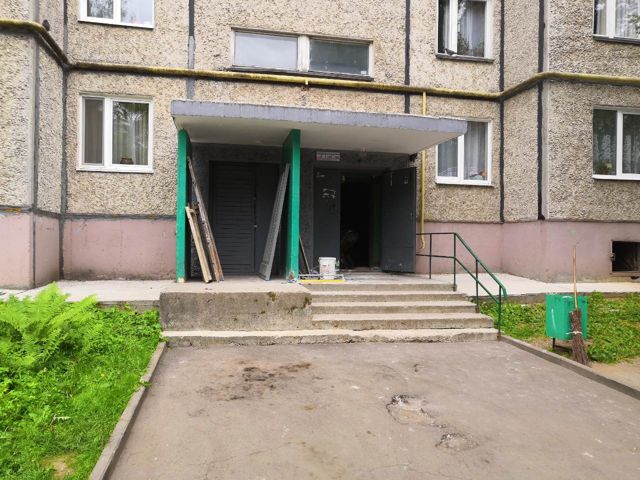 EntranceOutside