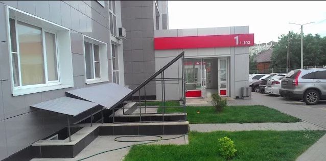 EntranceOutside