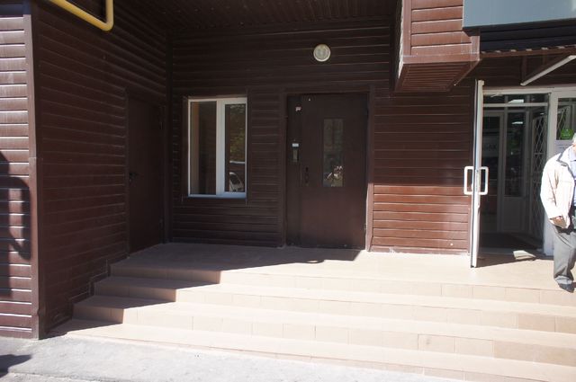 EntranceOutside