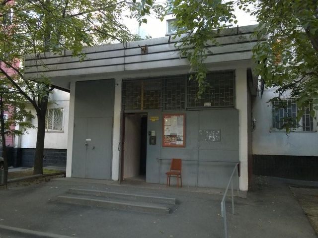 EntranceOutside