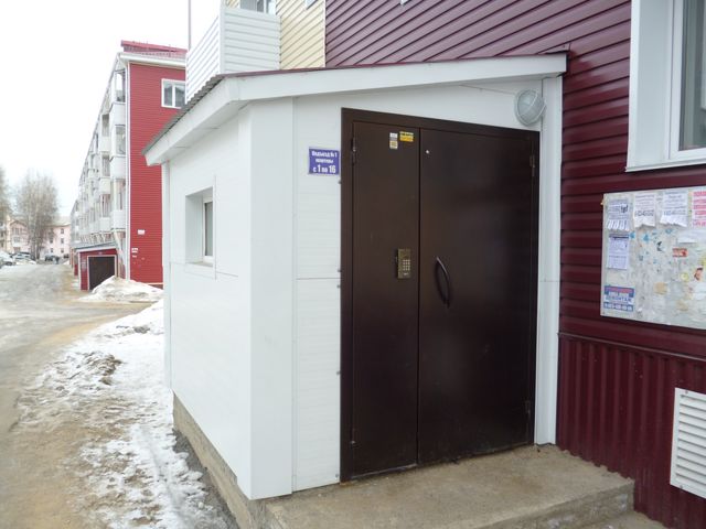 EntranceOutside