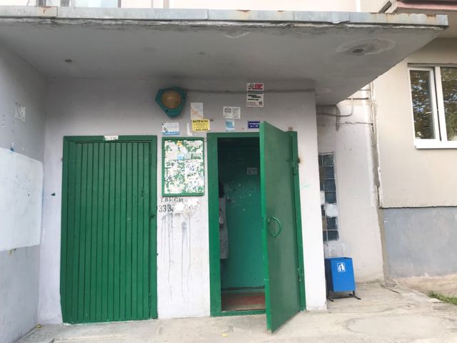 EntranceOutside