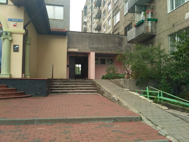 EntranceOutside