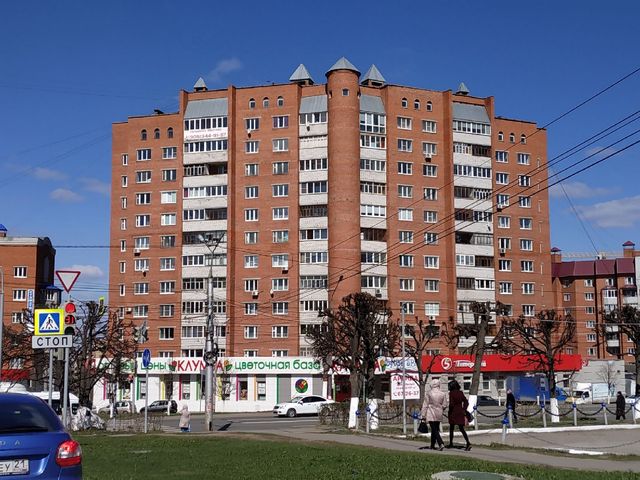 Гагарина 33 3