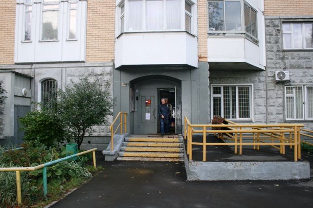 EntranceOutside