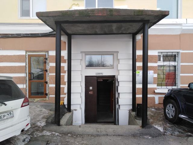 EntranceOutside