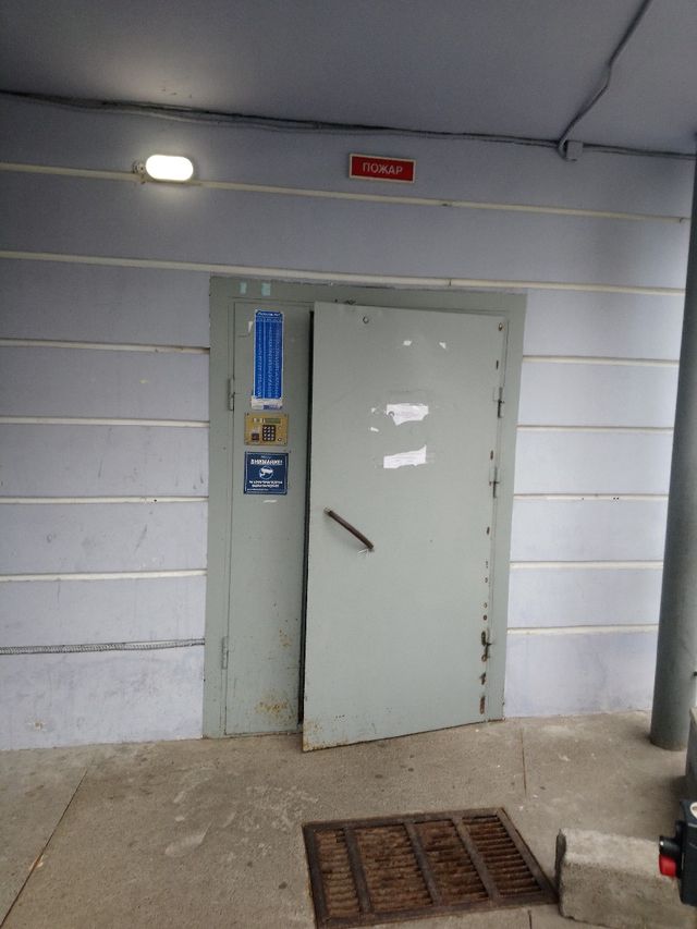 EntranceOutside