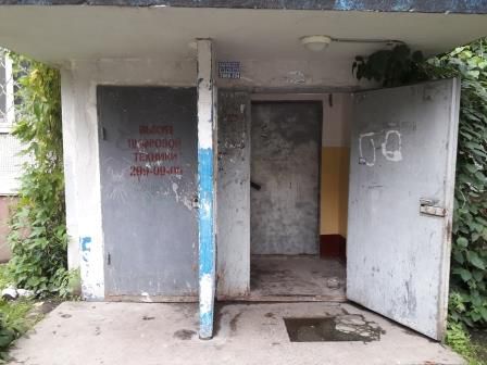 EntranceOutside