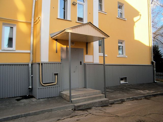 EntranceOutside