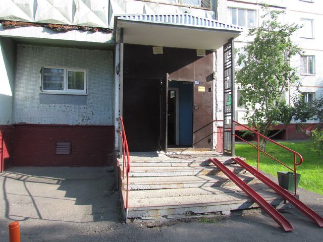 EntranceOutside