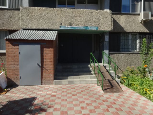 EntranceOutside