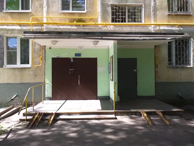 EntranceOutside