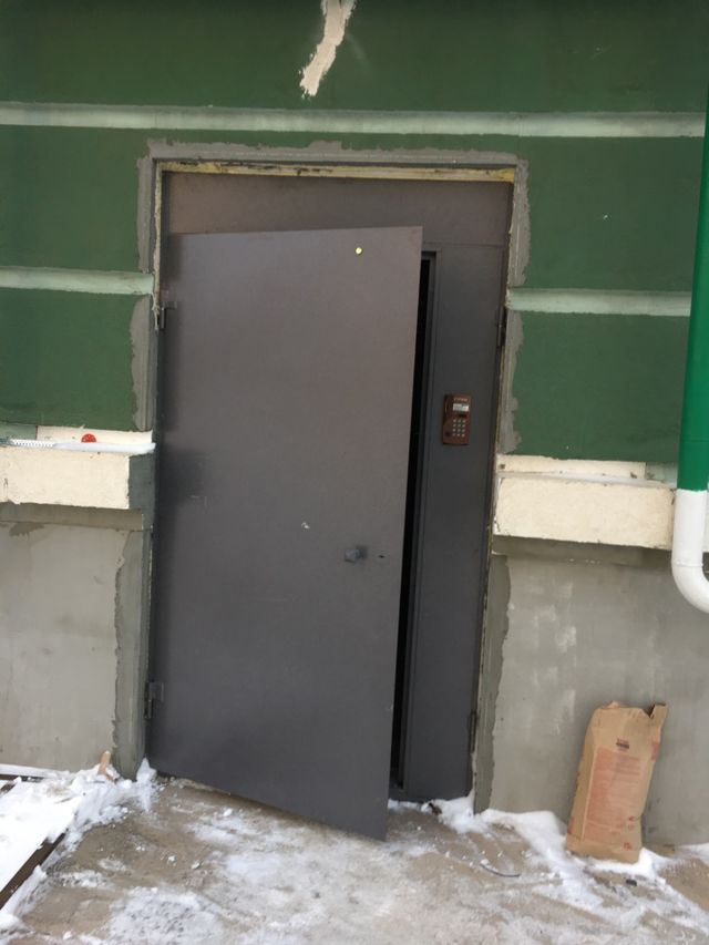 EntranceOutside