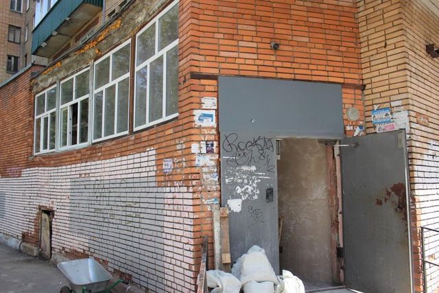 EntranceOutside
