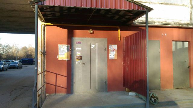 EntranceOutside