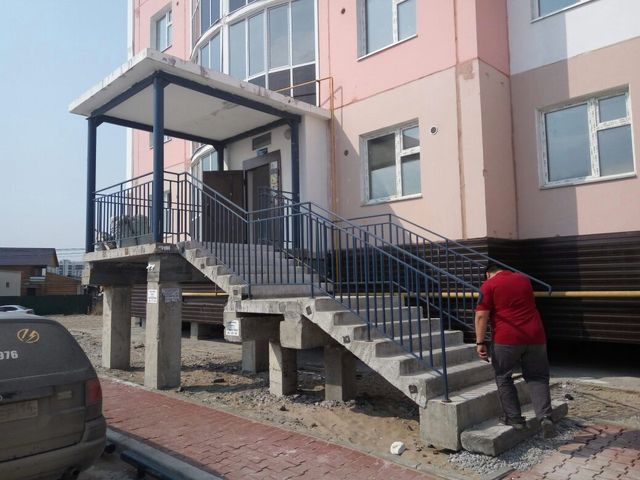 EntranceOutside