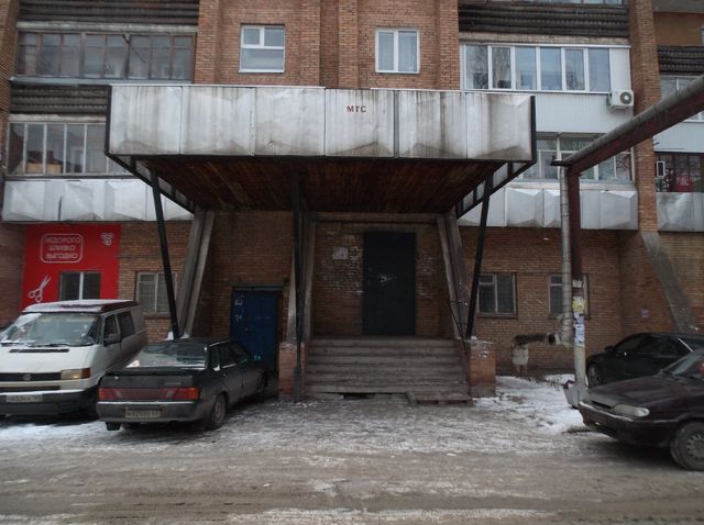 EntranceOutside