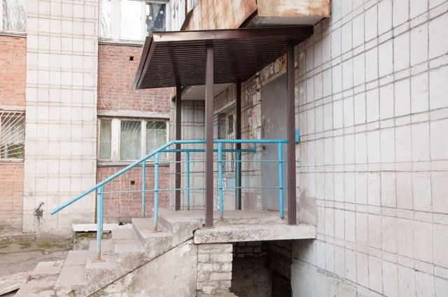 EntranceOutside