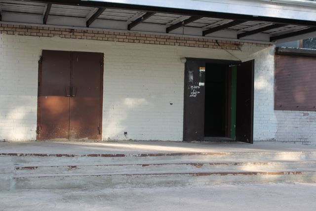 EntranceOutside