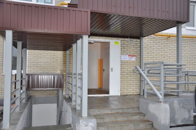EntranceOutside