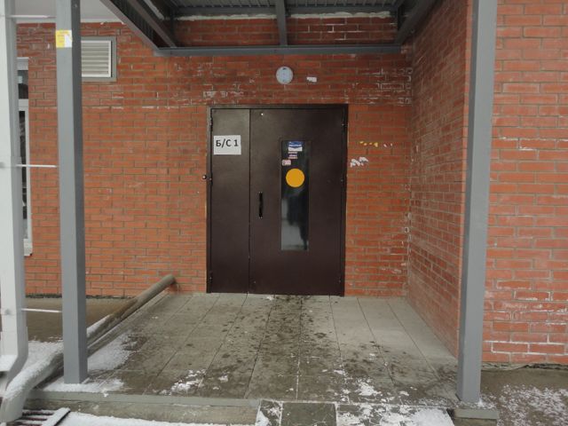 EntranceOutside