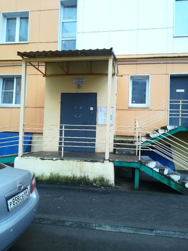 EntranceOutside