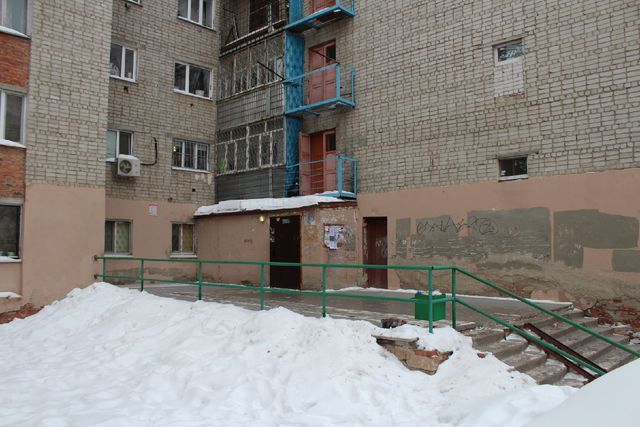 EntranceOutside