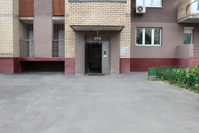 EntranceOutside