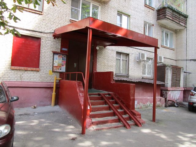 EntranceOutside