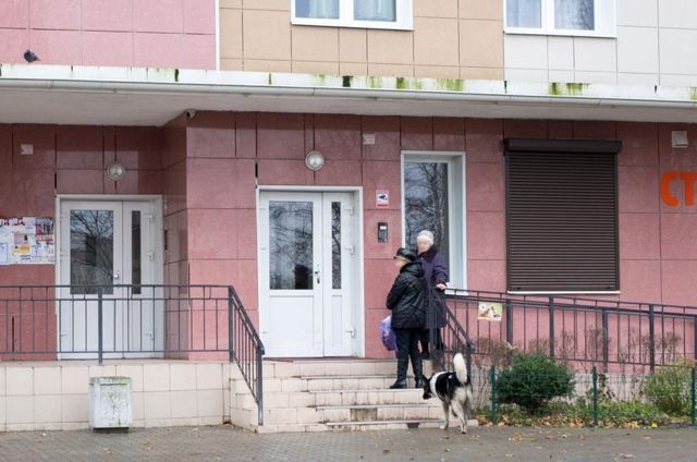 EntranceOutside