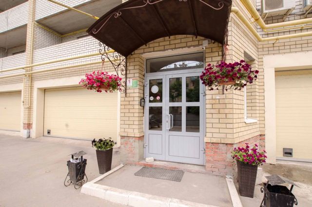 EntranceOutside